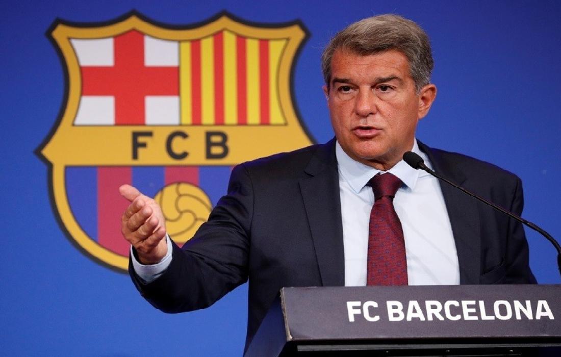 رئيس برشلونة يكشف السعر النهائي لصفقة ليفاندوفسكي