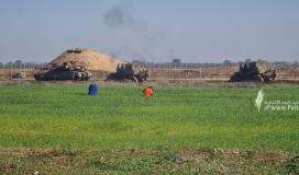 توغل لآليات عسكرية إسرائيلية شرقي بلدة خزاعة وشمالي بيت لاهيا بقطاع غزة (14).jpeg