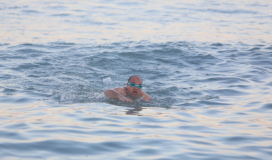 بلدية غزة تصدر تنويها هاماً للمواطنين بشأن السباحة في بحر غزة