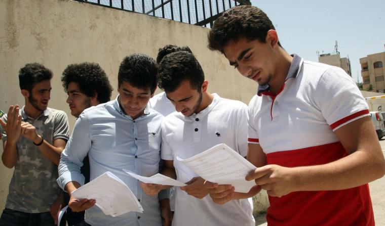 الاستعلام عن نتائج الثانوية العامة توجيهي في الأردن 2021 برقم الجلوس والاسماء | فلسطين اليوم